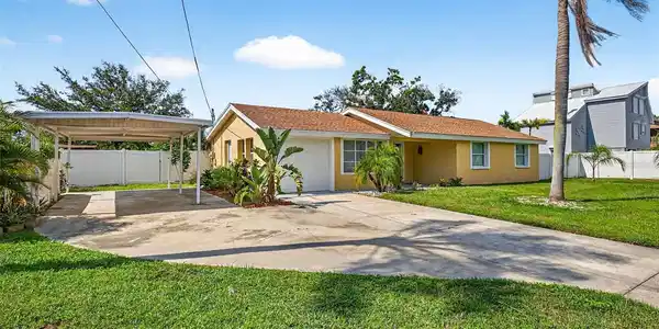 3225 W SHELL POINT ROAD