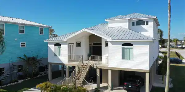 8117 BRIGHTON DRIVE