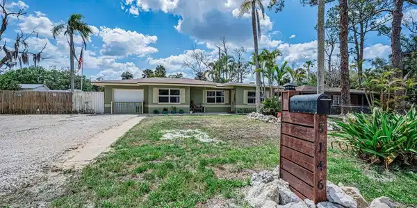 5146 MALLETT DRIVE