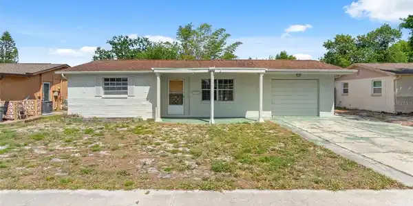 1050 SAXON LANE