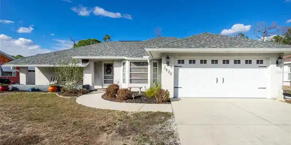 3200 EMERALD LANE