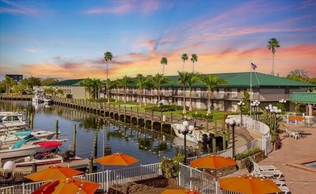 7150 N TAMIAMI TRAIL