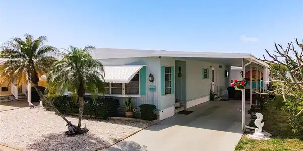 665 54TH STREET S