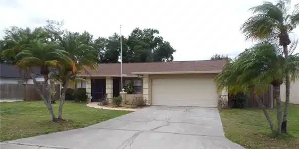 7102 12TH COURT E
