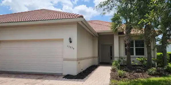 13256 CREEKSIDE LANE