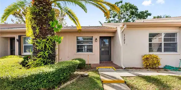 1121 BOWSPRIT LANE