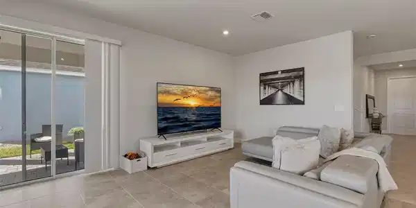 Image 4 Image 4