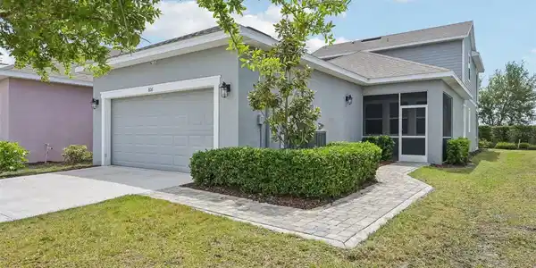 806 WINTERSIDE DRIVE