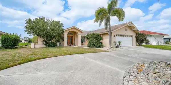 76 WINDSOR DRIVE