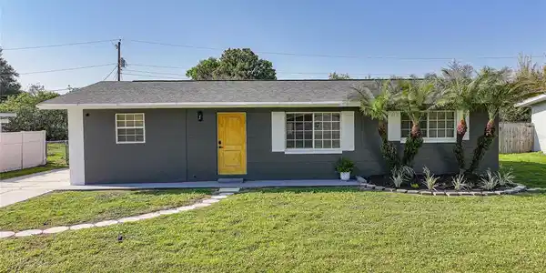 4729 WESTWOOD DRIVE