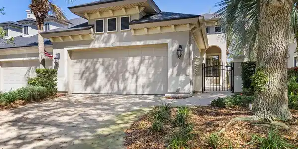 10 RIVER POINT DRIVE
