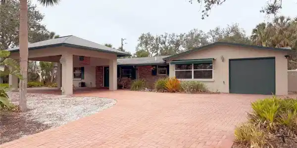 5353 SHADOW LAWN DRIVE