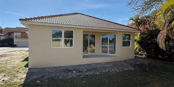 Image 4 Image 4
