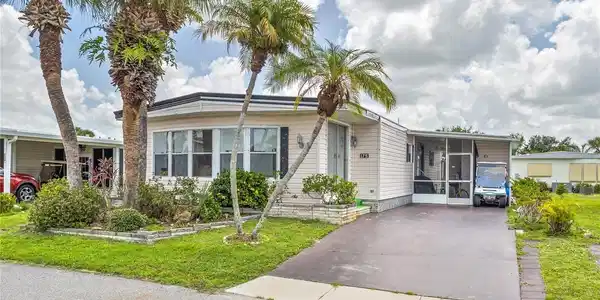 2100 KINGS HIGHWAY