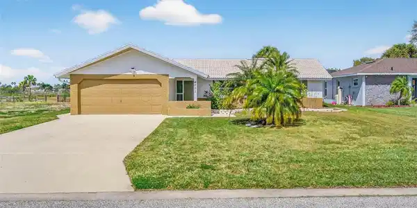 4001 TOPSAIL TRAIL