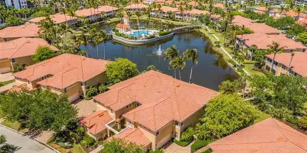 3312 SUNSET KEY CIR CIRCLE