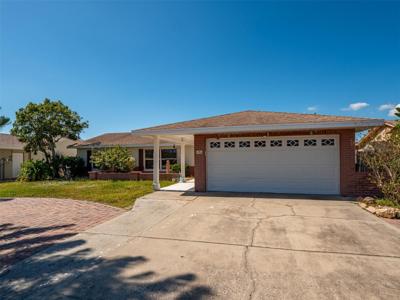 6518 SOLITAIRE PALM WAY