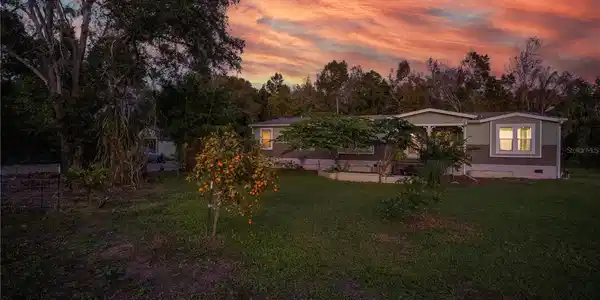 227 N PUTNAM GROVE ROAD