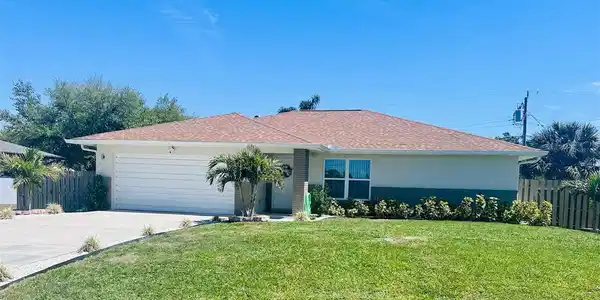 1045 CUMBERLAND ROAD
