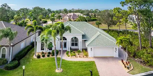 4941 LINKSIDE DRIVE