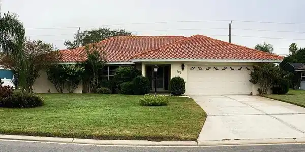 209 MATISSE CIRCLE
