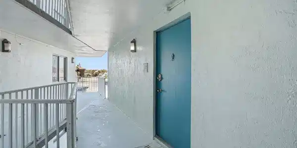 Image 4 Image 4