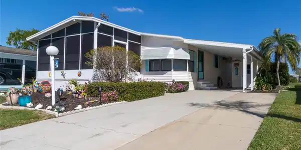 148 NIGHTINGALE CIRCLE