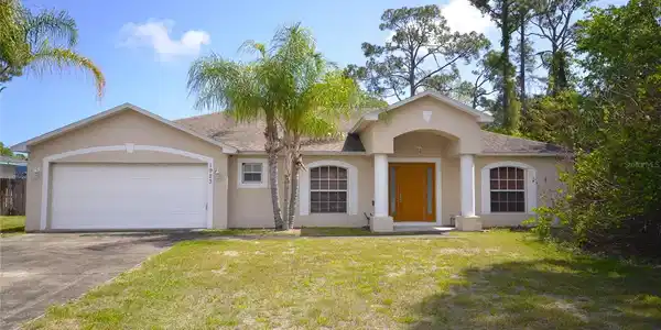 1923 TRAVELERS PALM DRIVE