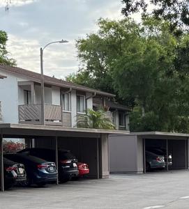 511 LONGFELLOW COURT