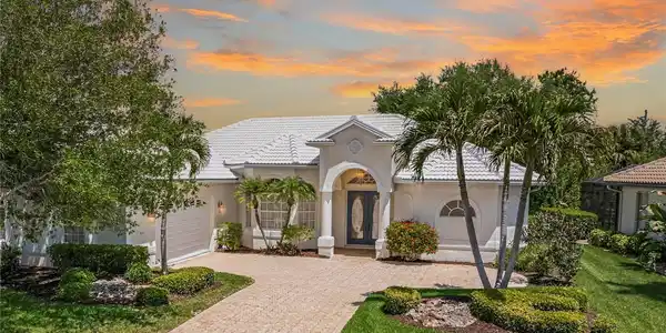 4269 CORSO VENETIA BOULEVARD
