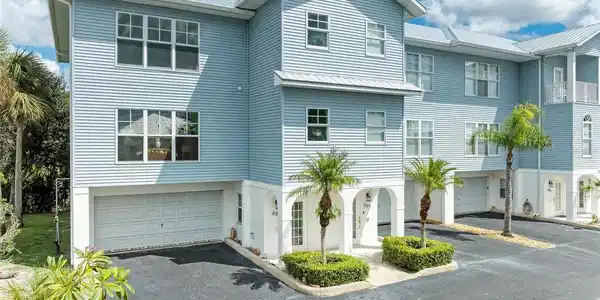 3917 CAPE HAZE DRIVE