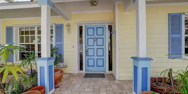 Image 4 Image 4