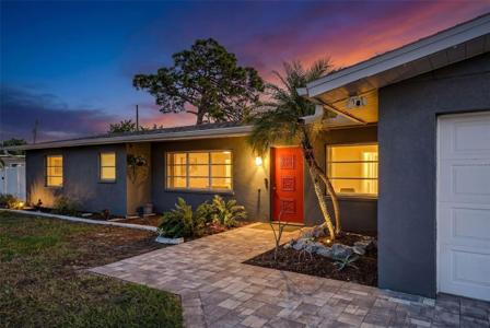405 W SEMINOLE DRIVE