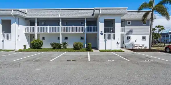 22375 EDGEWATER DRIVE