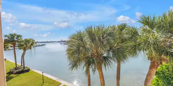 419 HAVEN POINT DRIVE