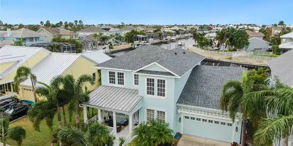 410 ISLEBAY DRIVE