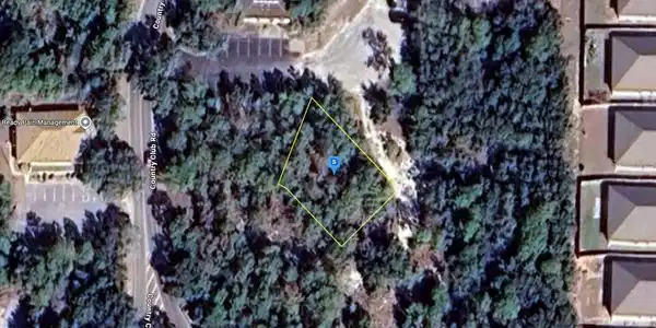 1352 COUNTRY CLUB ROAD