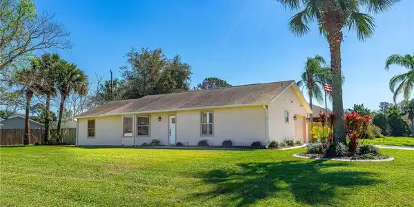 3403 KUMQUAT DRIVE