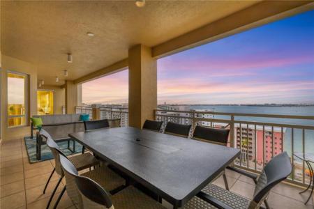 35 WATERGATE DRIVE