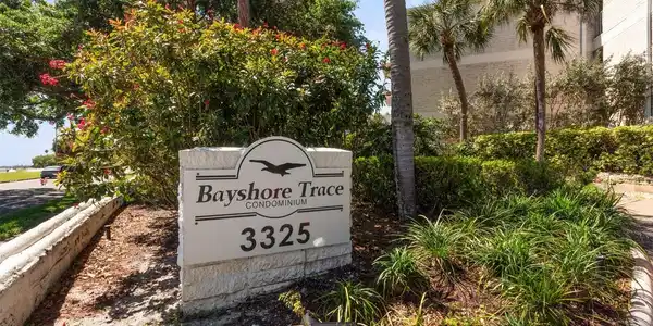 3325 BAYSHORE BOULEVARD