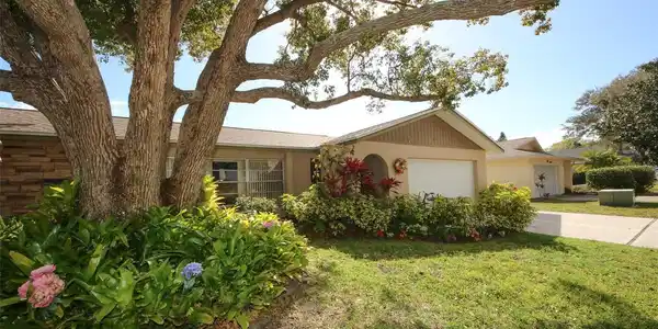 45 TURNSTONE DRIVE