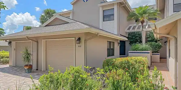 1612 STARLING DRIVE