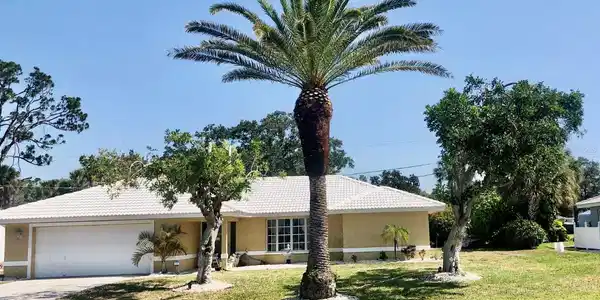 201 CHARDIN DRIVE