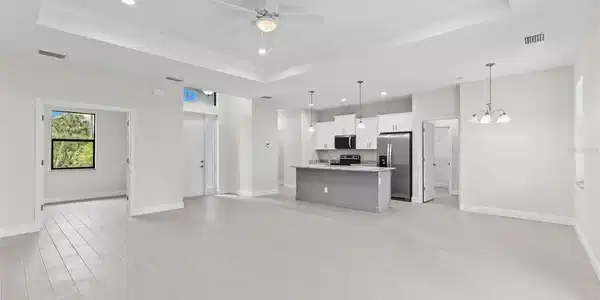 Image 4 Image 4