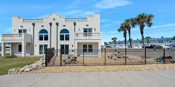 5 SUNNY BEACH DRIVE