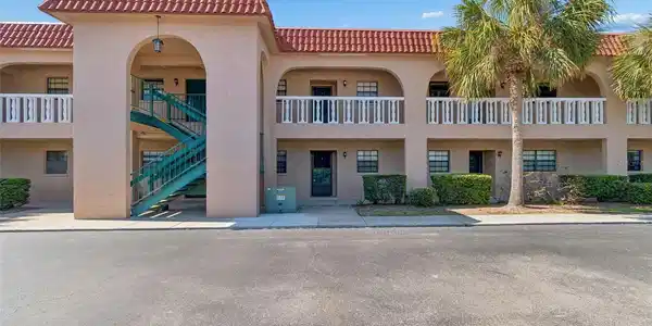 1750 BELLEAIR FOREST DRIVE