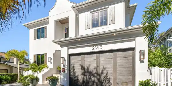 2915 W HARBOR VIEW AVENUE