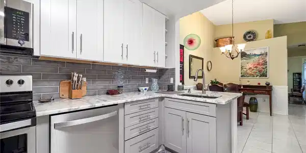 Image 4 Image 4