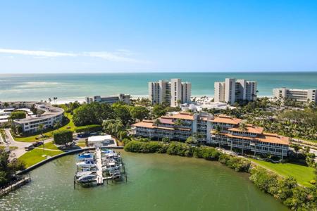 225 SANDS POINT ROAD