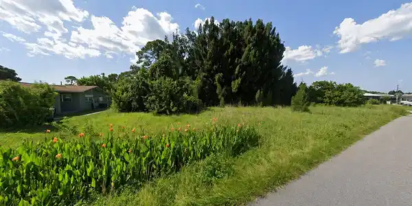 CAPILLA LANE